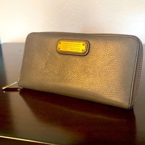 Marc by Marc Jacobs zip around wallet